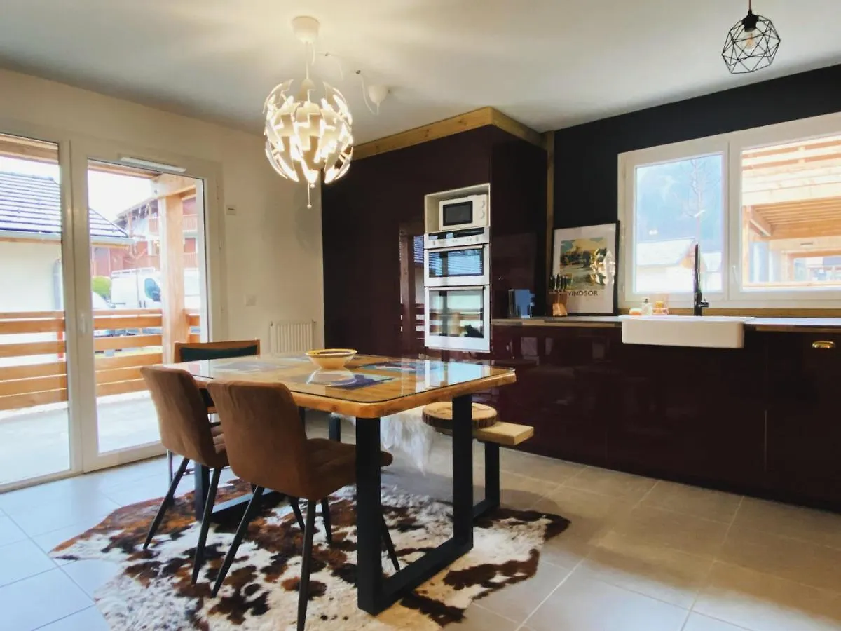 Apartment One Verchaix