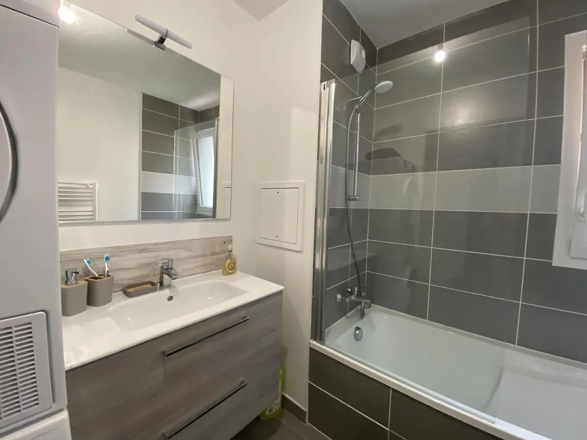 Apartment One Verchaix