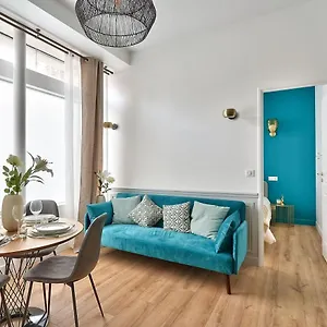 Newly Renovated ! Stunning 2br In The Heart Of 15 Apartment Paris